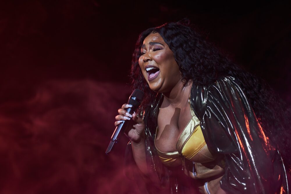 11-Lizzo-K.B.-Hallen-19-11-2019-Photo-Martin-Kleisberg-1000x667 Concert 